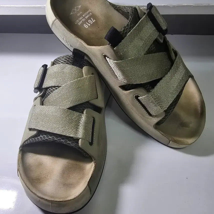 [BUNJANG] Stone Island 22SS Shadow Project Leather Slippers / 스톤아일랜드 22ss 7619s v0029 쉐도우 프로젝트 가죽슬리퍼