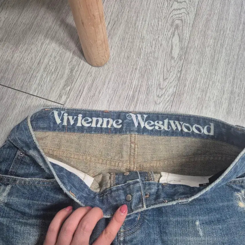 [BUNJANG] Vivienne Westwood Denim Skirt / 비비안웨스트우드 청치마