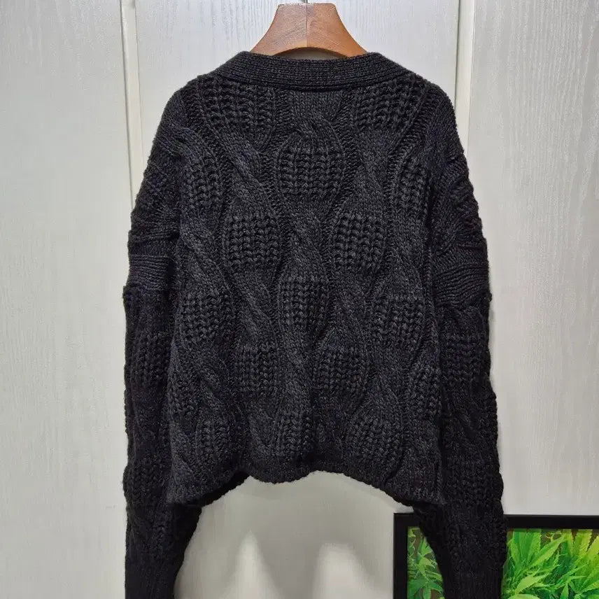 [BUNJANG] Vintage Black Cable Knit Cardigan / (세일)(새상품)빈티지 블랙 케이블 니트 가디건