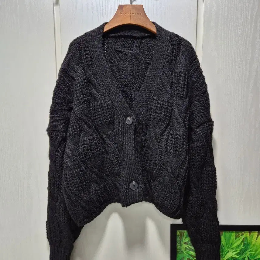 [BUNJANG] Vintage Black Cable Knit Cardigan / (세일)(새상품)빈티지 블랙 케이블 니트 가디건