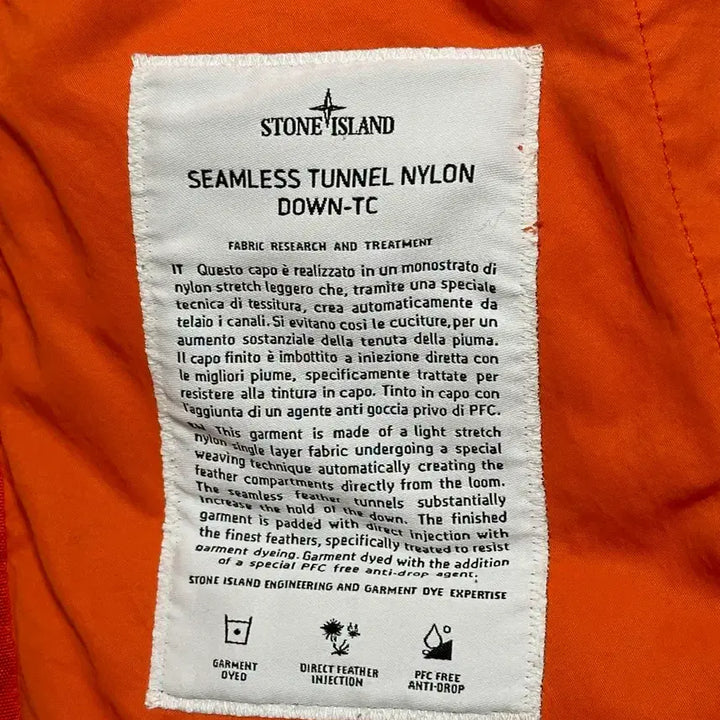 [BUNJANG] Stone Island Seamless Tunnel Padded Jacket 23FW L (105) / 스톤아일랜드 심리스 터널 패딩 23fw L(105) 국내판