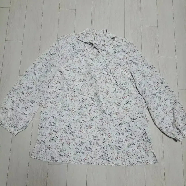 [BUNJANG] SOUP Floral Ribbon Blouse / 급처새상품!SOUP숲 러블리리본블라우스 레니본st오브제st쟈니헤잇재즈st