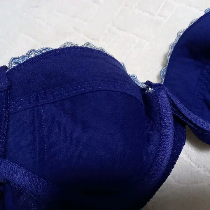 [BUNJANG] 일본 C70 자수브라 / 일본 C70 자수브라