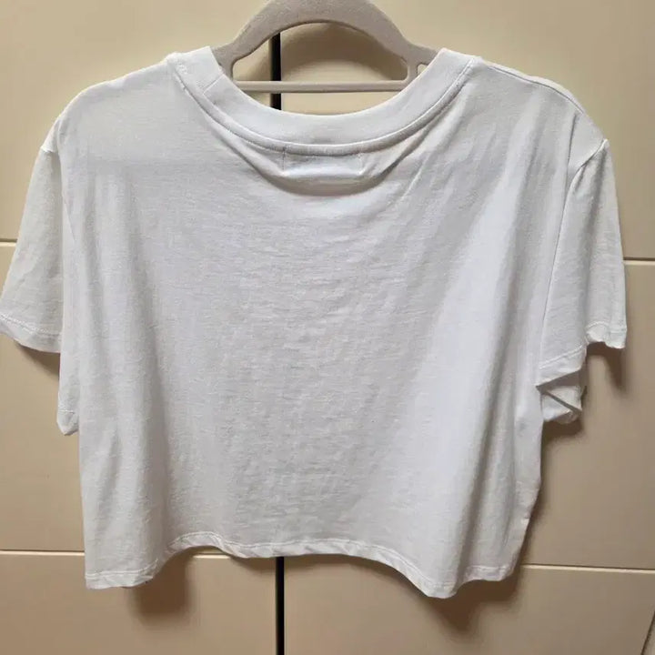 [BUNJANG] Magnet Archive Peony Crop Top / 마그넷 아카이브 피오니 크롭티
