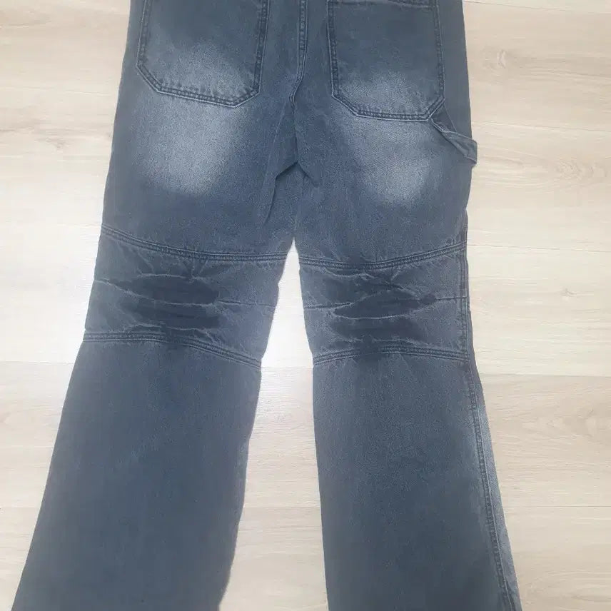 [BUNJANG] A.K.A White Double Knee Denim L / 에이카화이트더블니 데님L