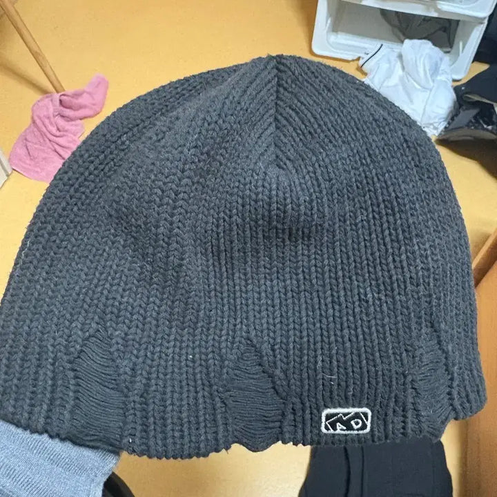 [BUNJANG] ADER Error Ripped Beanie / 아더에러 ripped 비니 (품절매물 이제는 구할수가 없음)