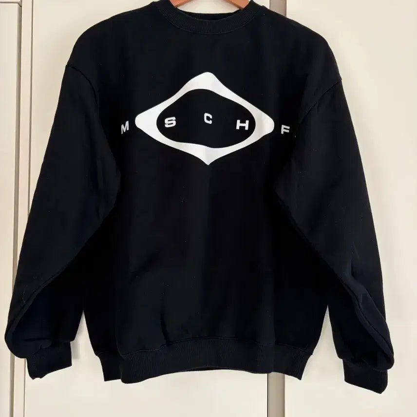 [BUNJANG] Mischief Crewneck Sweatshirt Top OS / 미스치프 크루넥 맨투맨 탑 OS