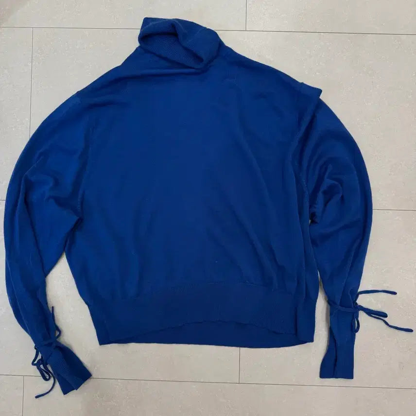 [BUNJANG] Uniqlo JW Anderson Oversized Merino Wool Turtleneck Sweater / 유니클로 JW앤더슨 오버사이즈 메리노울 터틀넥 스웨터 S