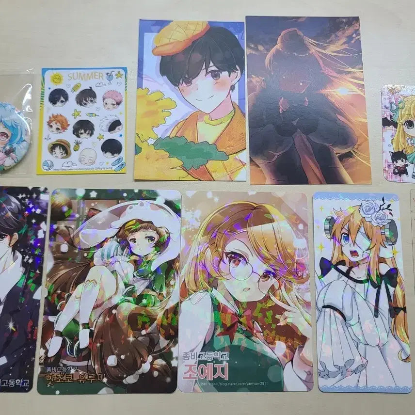 [BUNJANG] ZomBigo High School Merchandise Bundle Set / 좀비고등학교 엽서, 포토카드, 스티커 비공굿 판매합니다