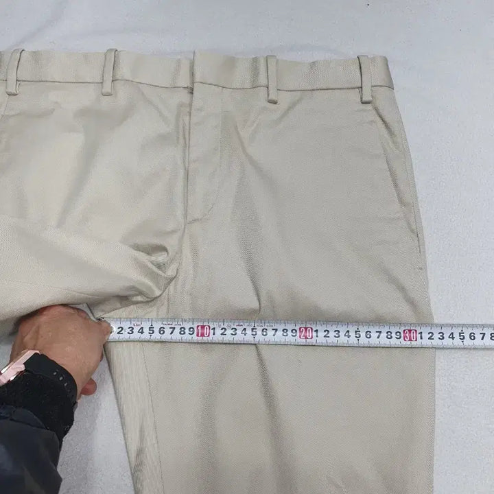 [BUNJANG] Neil Barrett Slim Low-Rise Chino Pants Beige 50 / 닐바렛 면바지 슬림 로우라이즈 치노 팬츠 베이지 50