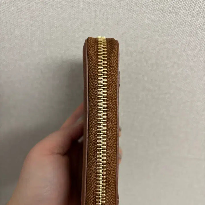 [BUNJANG] Daks Half Moon Zipper Wallet / 닥스 지퍼돌이 하프문 지갑