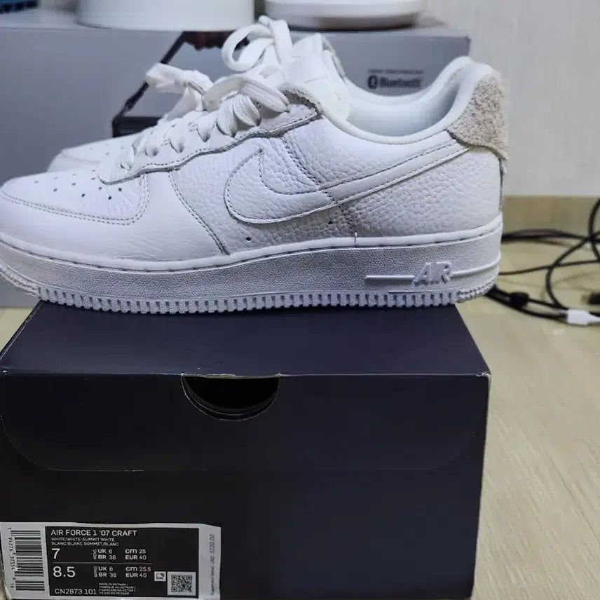 [BUNJANG] Nike Air Force 1 '07 Craft White Sneakers / [250] 나이키 에어포스 1 '07 크래프트 쭈글이 화이트