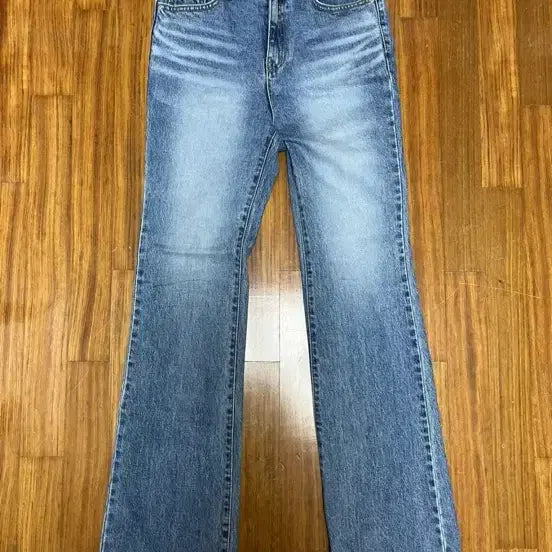 [BUNJANG] Vintage Washed Denim Bootcut Jeans Blue M / [미착용] 빈티지 워싱 데님 부츠컷 청바지 블루 M
