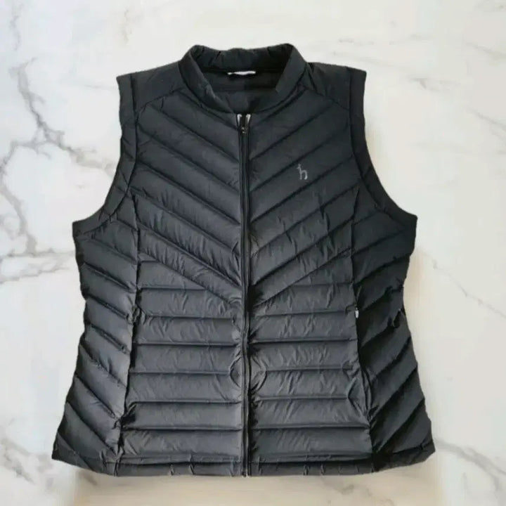 [BUNJANG] Hazzys Lightweight Goose Down Vest / 헤지스골프 경량 패딩 조끼