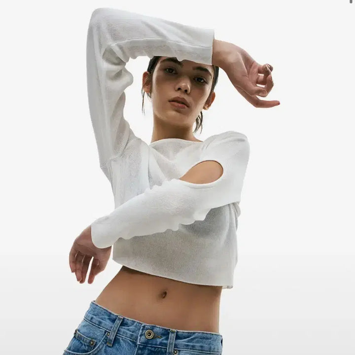 [BUNJANG] YEAH Cutout Knit Sweater / (새상품)YEAH 예아 컷아웃 니트 무신사 트임 니트