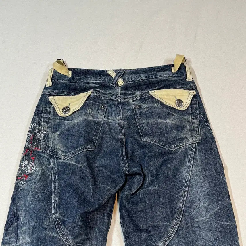 [SOLD OUT] 28inch) JPN 일본빈티지 자수 패치워크 데님 팬츠