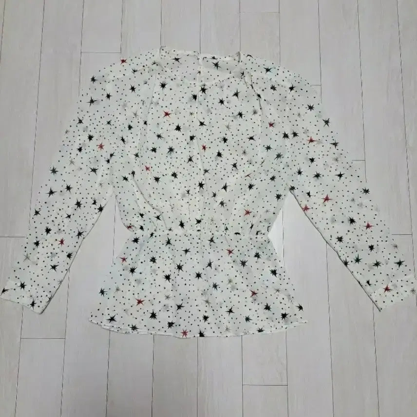 [BUNJANG] List Stella Keyhole Neck Print Blouse / 급처새상품!LIST리스트 생로랑느낌 스텔라키홀넥 프린트블라우스 레니본st