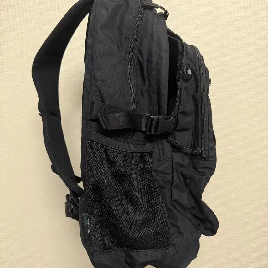 [BUNJANG] Discovery Like Air Backpack / 디스커버리 라이크 에어 백팩