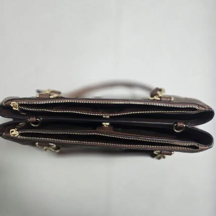 [BUNJANG] 코치 시그니처 브라운 숄더백 / 코치 시그니처 브라운 숄더백