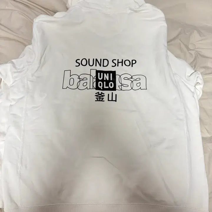 [BUNJANG] Uniqlo Balansa Hoodie (XL) / 유니클로x발란사 후디(XL)