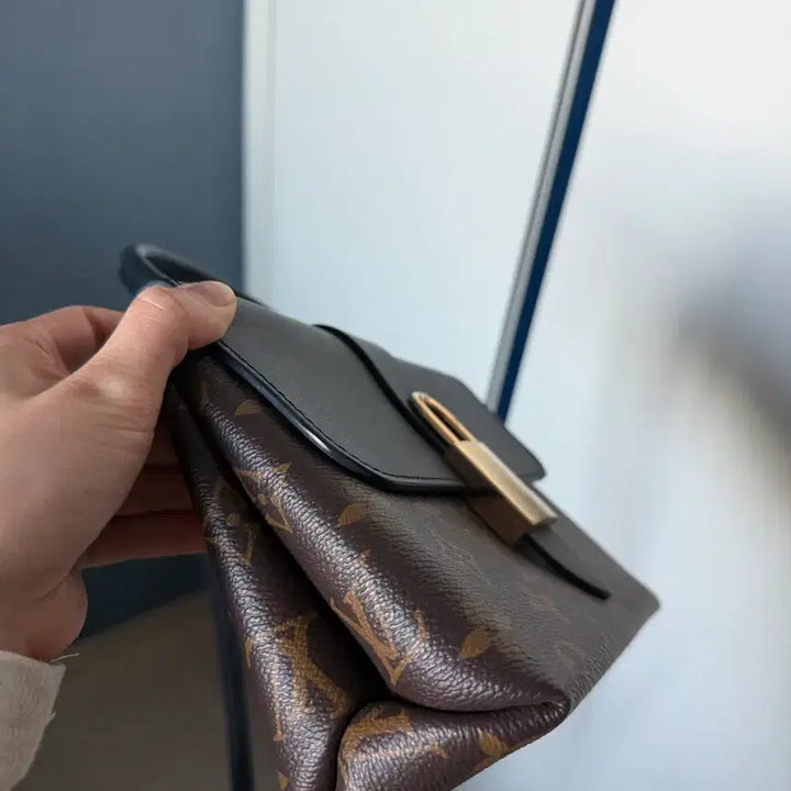 [BUNJANG] Louis Vuitton Locky BB Handbag / 루이비통 록키BB(정품)