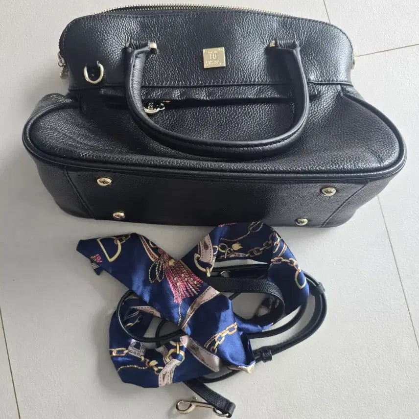 [BUNJANG] Sisley Black Leather Tote Bag / 시슬리 블랙 가죽 토트백