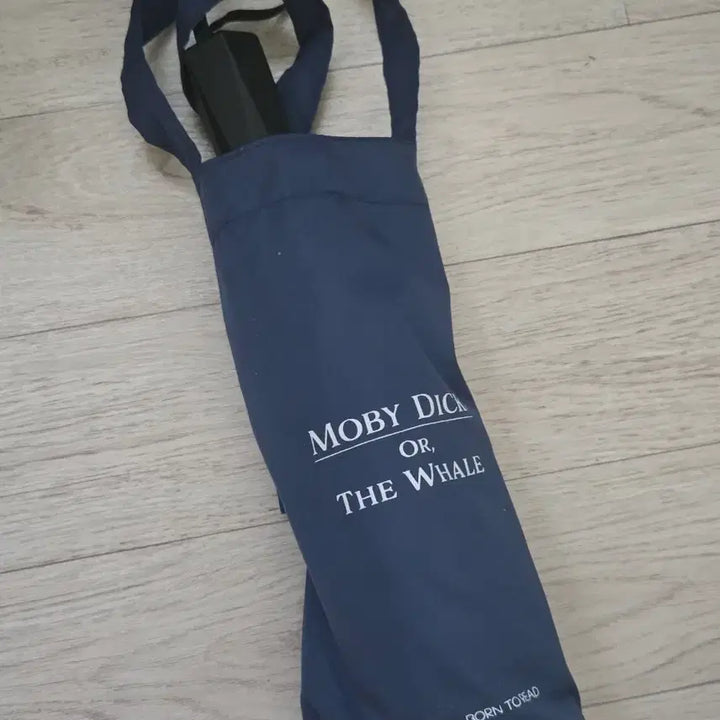 [BUNJANG] Born to Read Blue Foldable Umbrella / 본투리드 초발수 코팅 접이식 우산