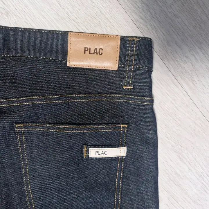 [BUNJANG] PLAC Denim Jeans / PLAC 데님 청바지