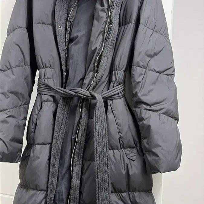 [BUNJANG] DoYouKnowMC Women's Goose Down Long Padded Jacket / 두유노우엠씨 골프웨어 여성 구스 롱패딩