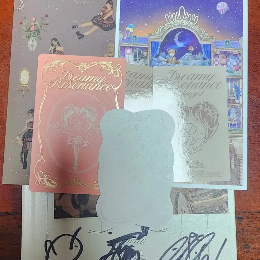 [BUNJANG] Oh My Girl Dreamy Resonance Signed Album / 오마이걸 Dreamy Resonance 효정 승희 미미 싸인앨범