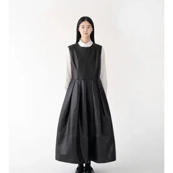 [BUNJANG] Eunoia Leather Line Dress / 유노이아 레더 라인 드레스