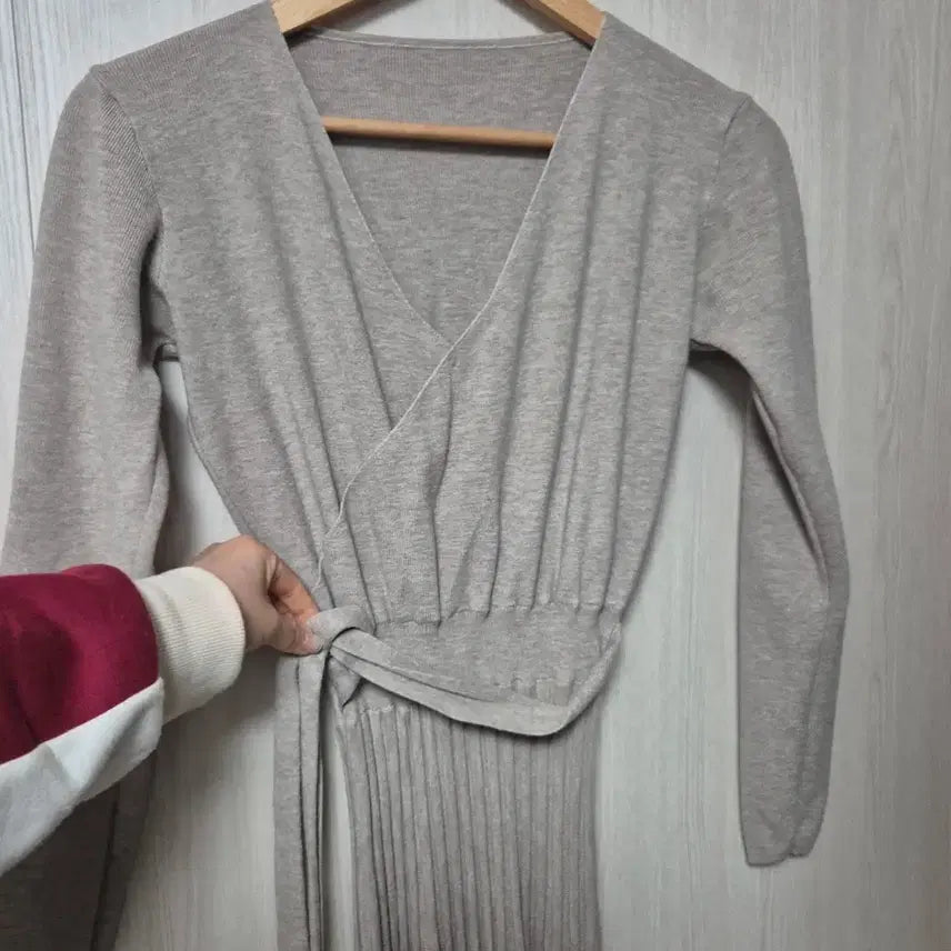 [BUNJANG] Knit Pleated Long Dress / 니트 플리츠 롱 원피스