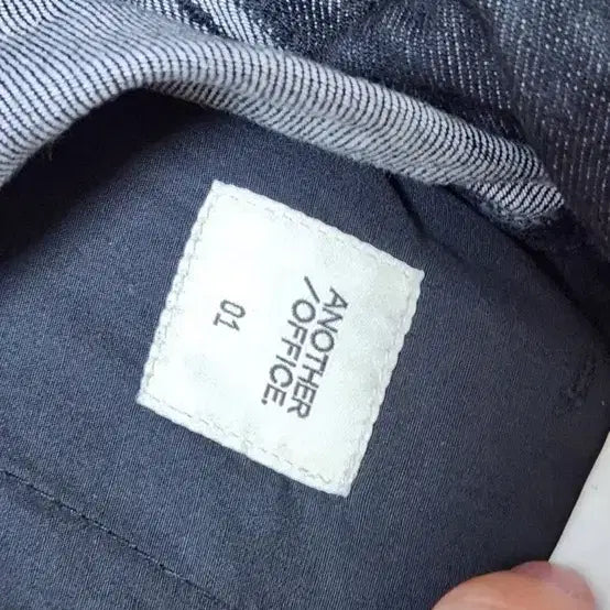 [BUNJANG] Another Office Santiago Denim 22ss Black Size 1 / 어나더오피스 산티아고 데님 22ss 블랙 1사이즈팔아요