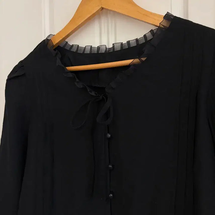 [SOLD OUT] [새상품] 레이스 블라우스 블랙