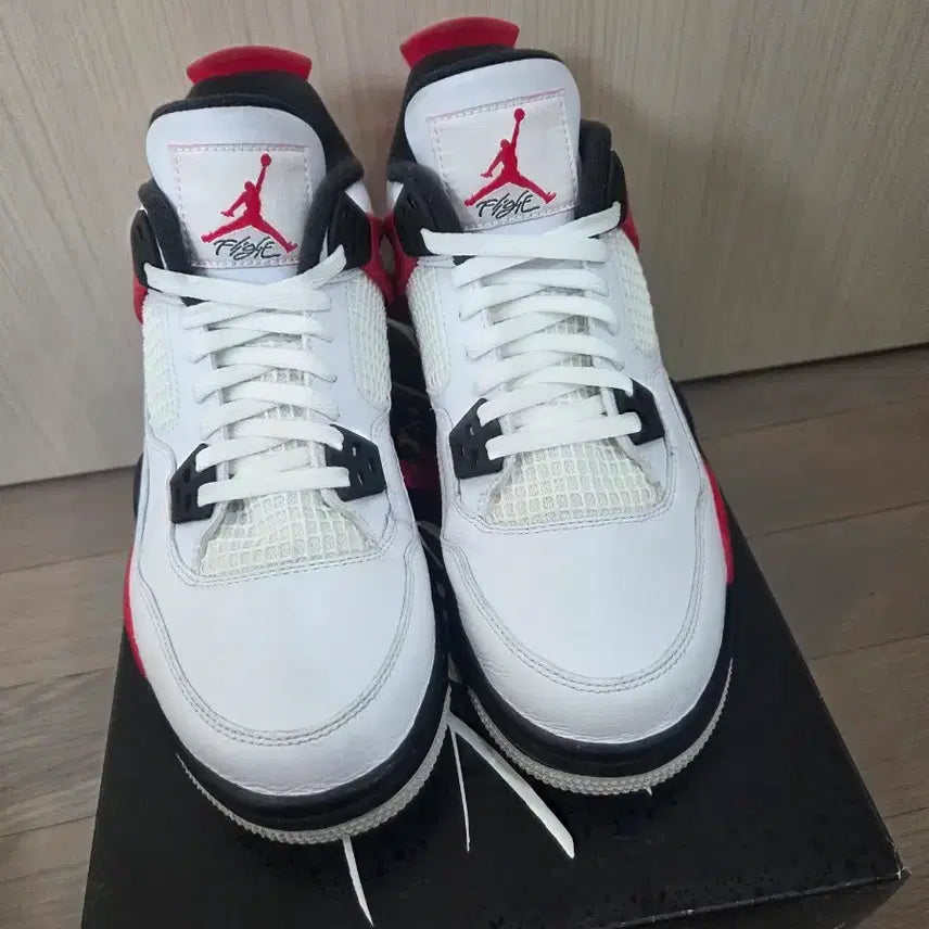 [BUNJANG] Air Jordan 4 Red Cement (GS) 245 Sneakers / 에어조던4 레드시멘트(GS) 245