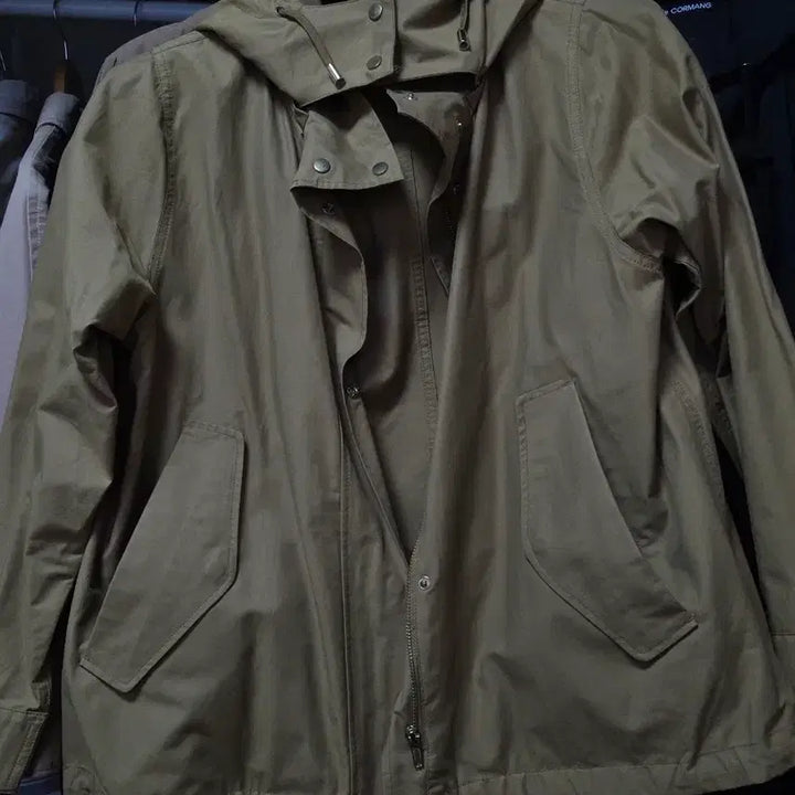 [SOLD OUT] 르꼬르망 후드 점퍼