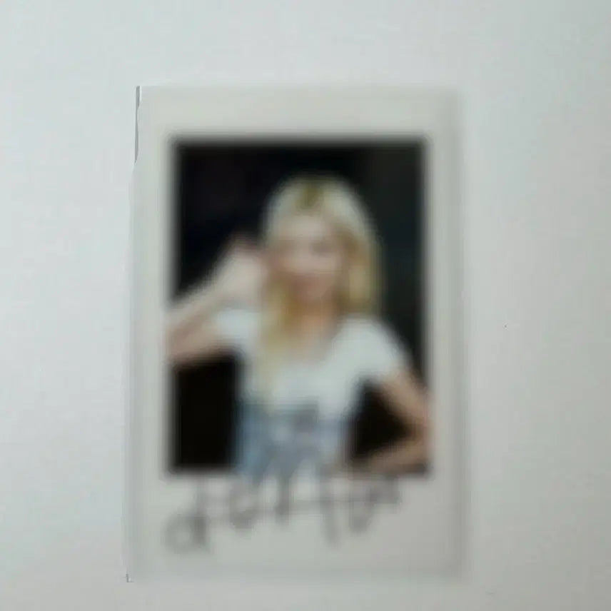 [BUNJANG] Young Posse Jieun Signed Polaroid / 영파씨 지은 콘서트 싸인폴라로이드 싸폴 양도