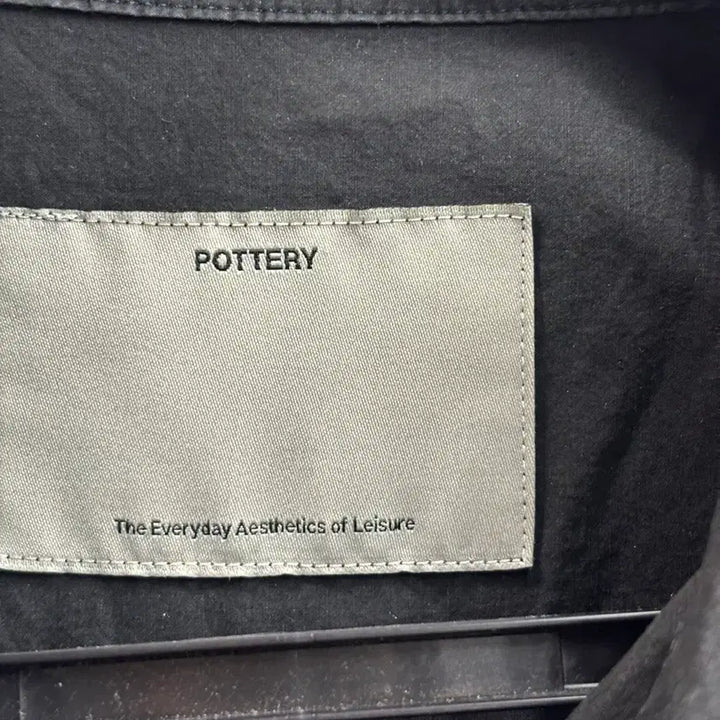 [BUNJANG] POTTERY Comfort Short Sleeve Cotton Linen Shirt - Black / [4] 포터리 컴포트 숏슬리브 코튼 린넨 셔츠 블랙 8.9