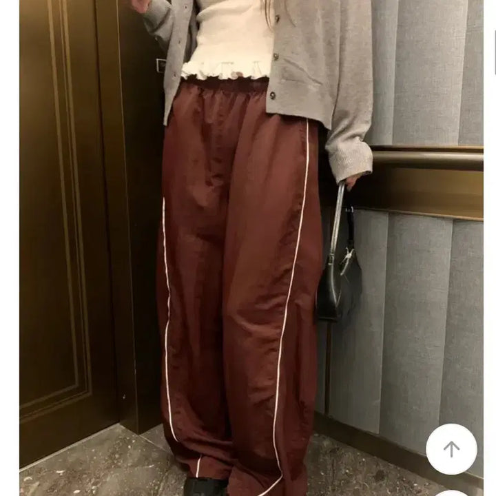 [BUNJANG] Your J Jeron Piping Nylon Pants Burgundy / 유어제이 제론 파이핑 나일론 팬츠 버건디