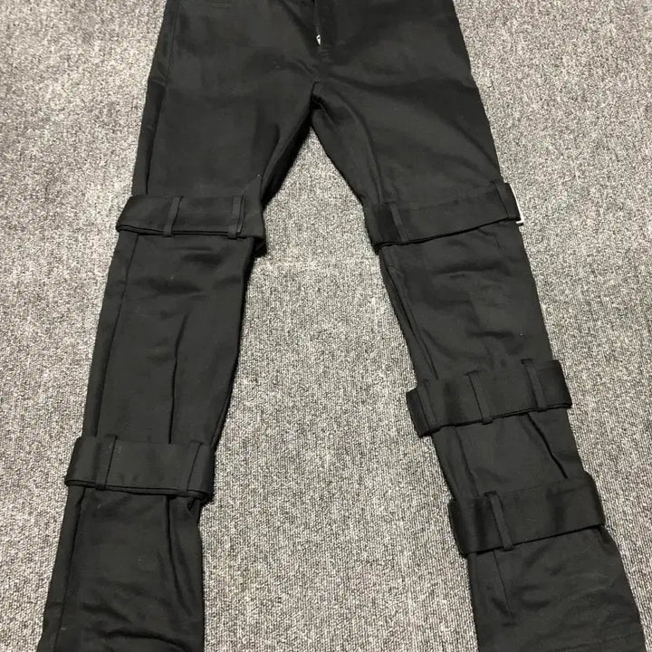 [BUNJANG] Lanbercio (Conferorans) Bondage Zipper Pants / 랑베르시오(콘페로랑) 본디지 지퍼 팬츠