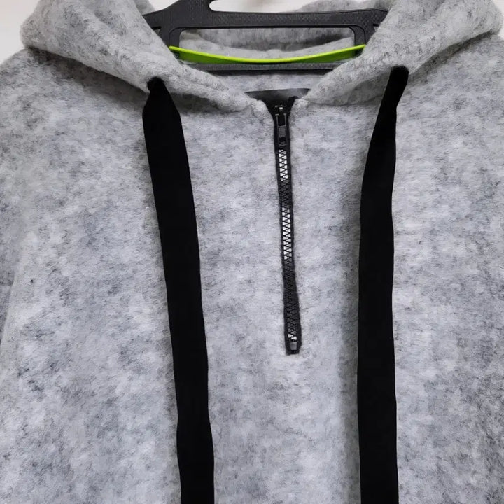 [BUNJANG] Hooded Half-Zip Top / 후드반집업