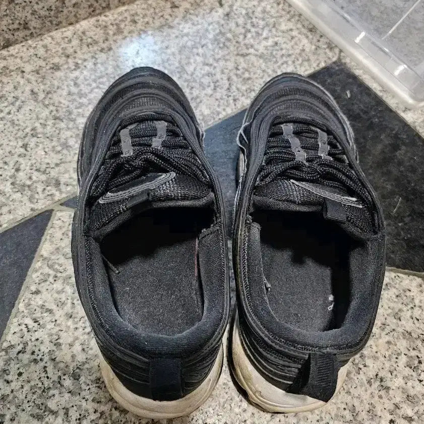 [BUNJANG] Nike Air Max 97 Women's Sneakers / 나이키 에어맥스97 (250)