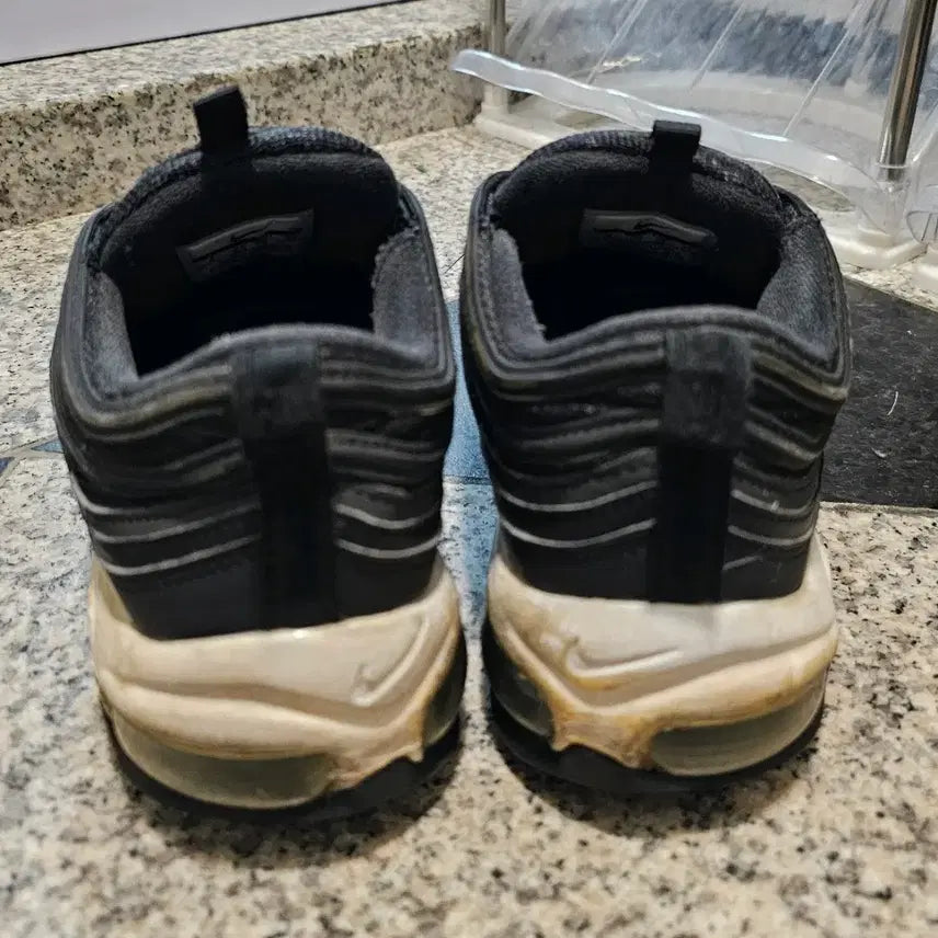 [BUNJANG] Nike Air Max 97 Women's Sneakers / 나이키 에어맥스97 (250)