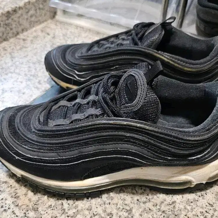 [BUNJANG] Nike Air Max 97 Women's Sneakers / 나이키 에어맥스97 (250)