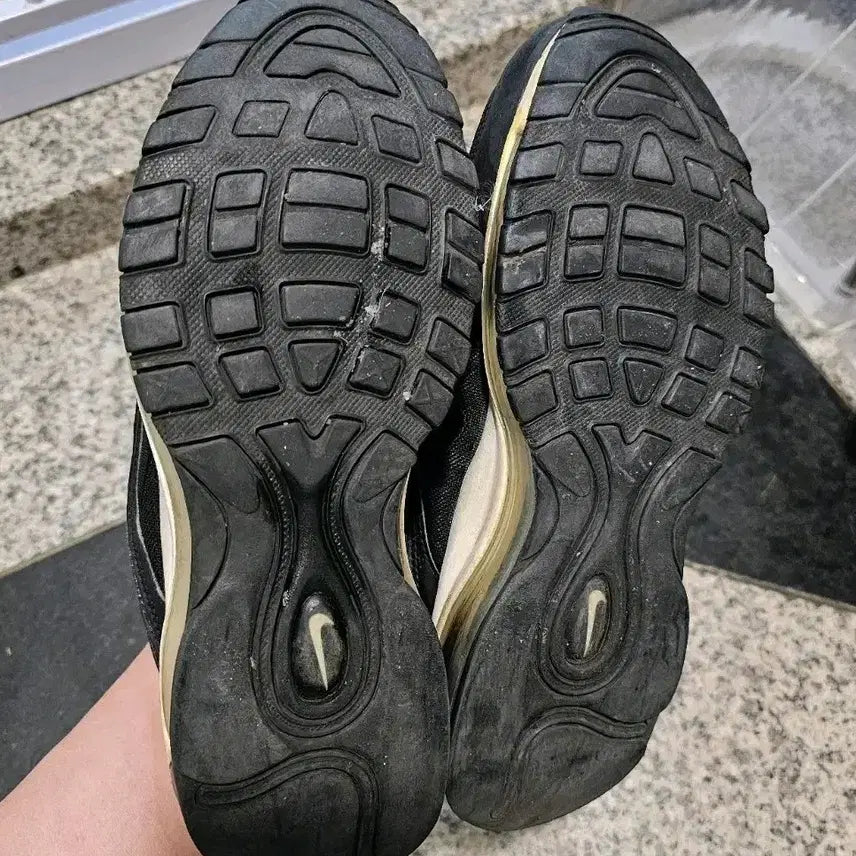 [BUNJANG] Nike Air Max 97 Women's Sneakers / 나이키 에어맥스97 (250)