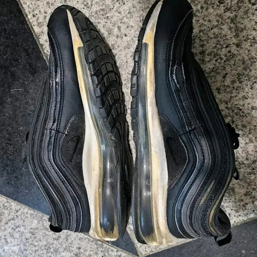 [BUNJANG] Nike Air Max 97 Women's Sneakers / 나이키 에어맥스97 (250)