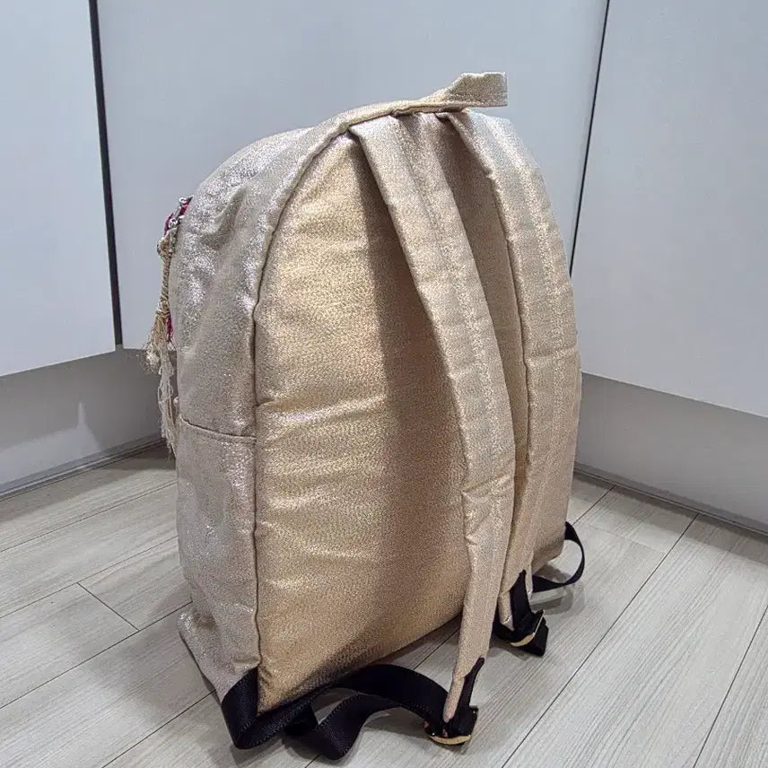 [BUNJANG] Entre Reve Son Naeun Lee Dahee Busy Babe Backpack / 앙트레브 손나은 이다희 백팩 busy babe