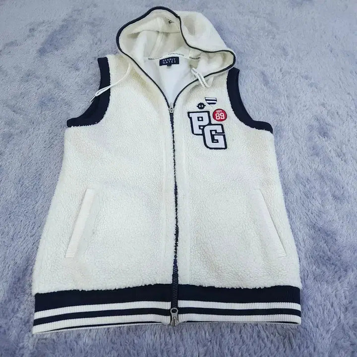 [SOLD OUT] [2] 파리게이츠 조끼 집업