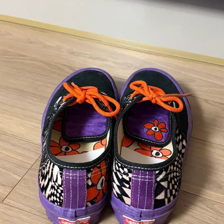 [BUNJANG] Vans Vault x Perks and Mini OG Authentic LX Sneakers / 반스 반스 볼트 x 퍽스 앤 미니 OG 어센틱 LX 265사이즈