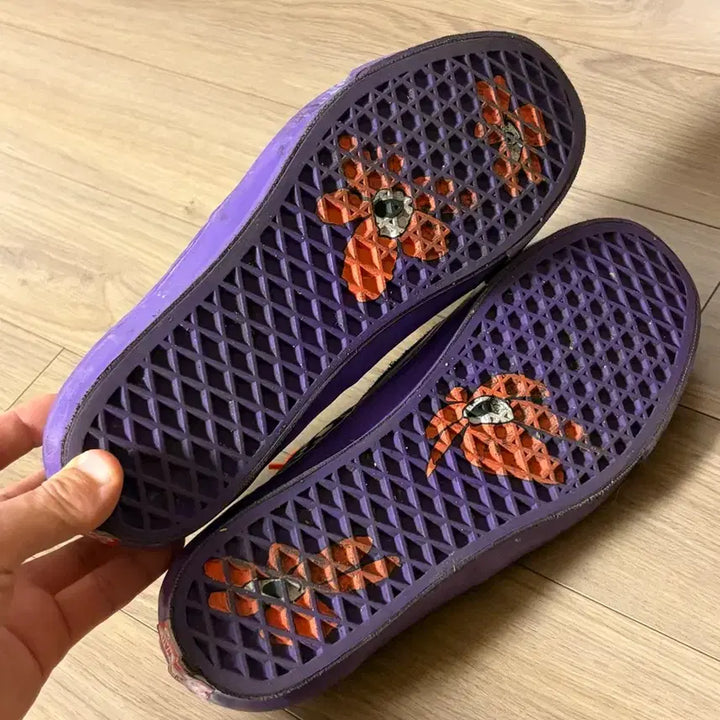 [BUNJANG] Vans Vault x Perks and Mini OG Authentic LX Sneakers / 반스 반스 볼트 x 퍽스 앤 미니 OG 어센틱 LX 265사이즈